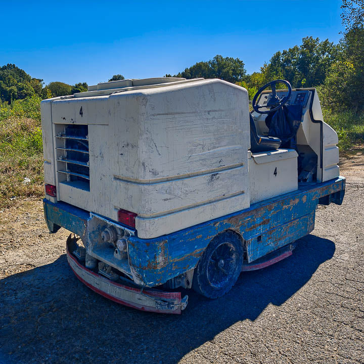 Used Tennant 7400 Heavy-Duty Rider Floor Scrubber.-2