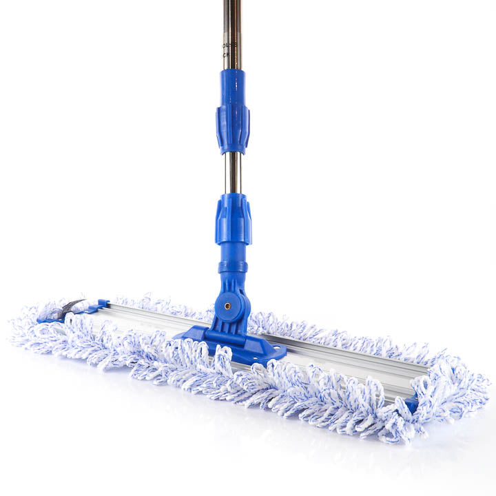 Detail shot of the Z Flow mop head swivel connector and durable blue locking mechanism on the pole.
